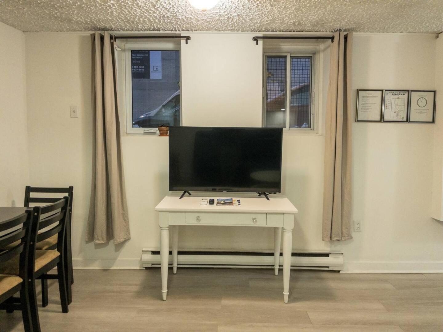 Сasa de vacaciones Heart Of Mtr For Memerable Experiance 2 Backyard 7minmetro Fully Renovated & Equipped Montreal