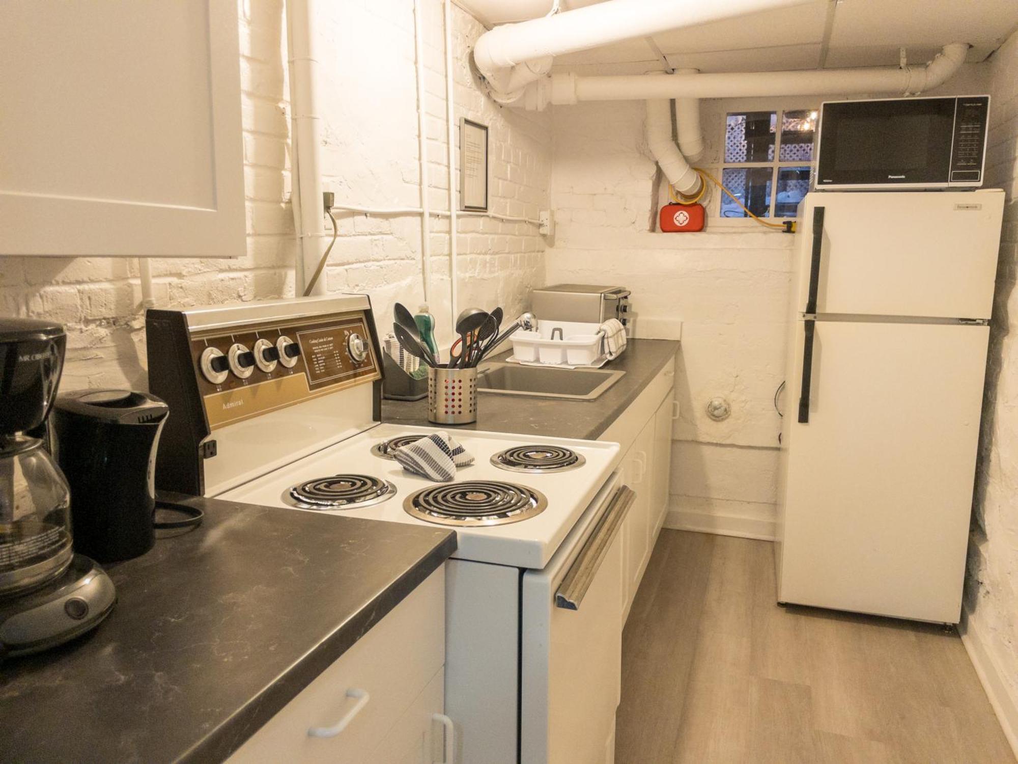 Сasa de vacaciones Heart Of Mtr For Memerable Experiance 2 Backyard 7minmetro Fully Renovated & Equipped